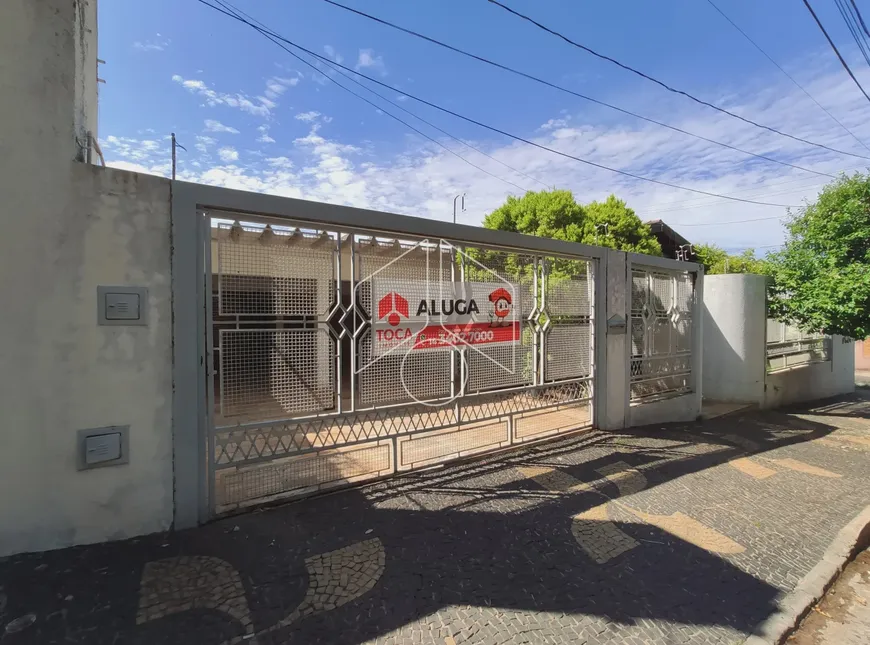 Foto 1 de Casa com 3 Quartos para alugar, 20m² em Cavalieri, Marília