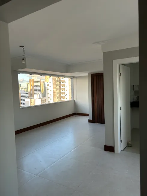 Foto 1 de Apartamento com 3 Quartos à venda, 108m² em Caminho Das Árvores, Salvador