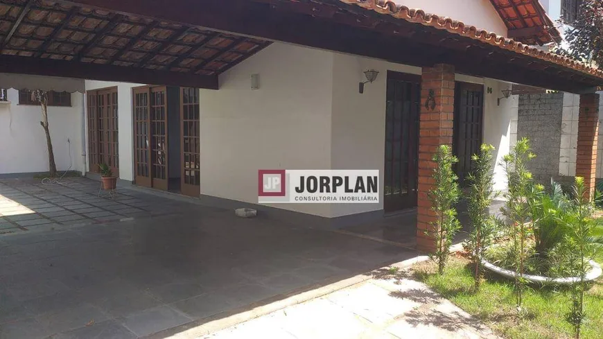 Foto 1 de Casa com 3 Quartos à venda, 180m² em São Francisco, Niterói