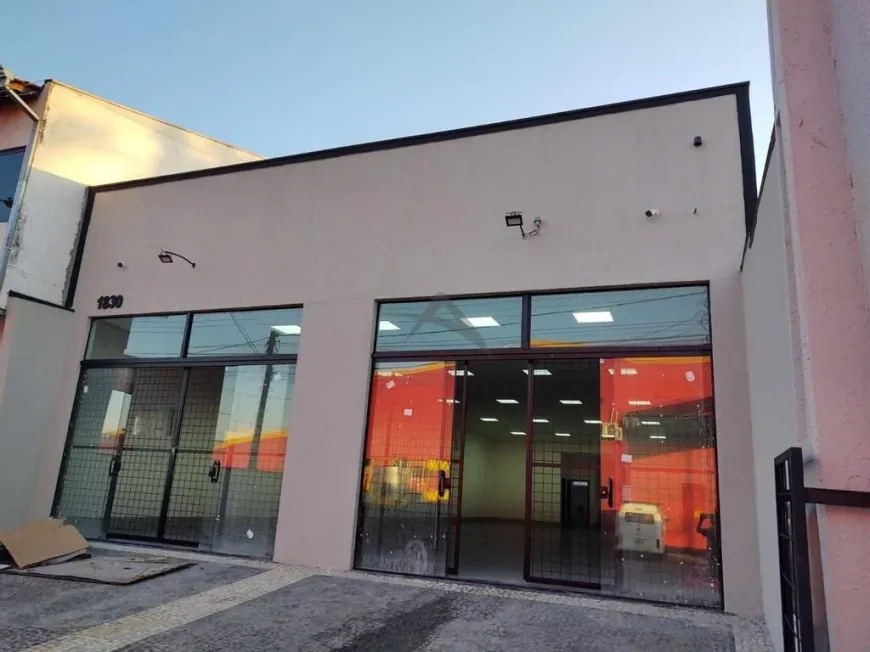 Foto 1 de Ponto Comercial para venda ou aluguel, 300m² em Brieds, Americana