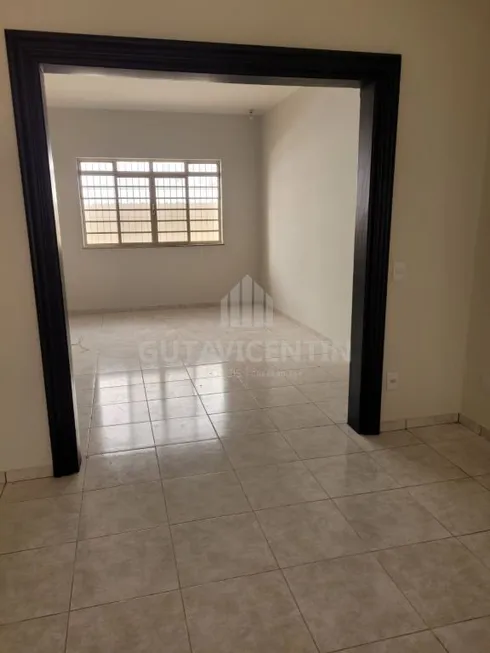 Foto 1 de Casa com 3 Quartos para alugar, 360m² em Jardim Estoril II, Bauru