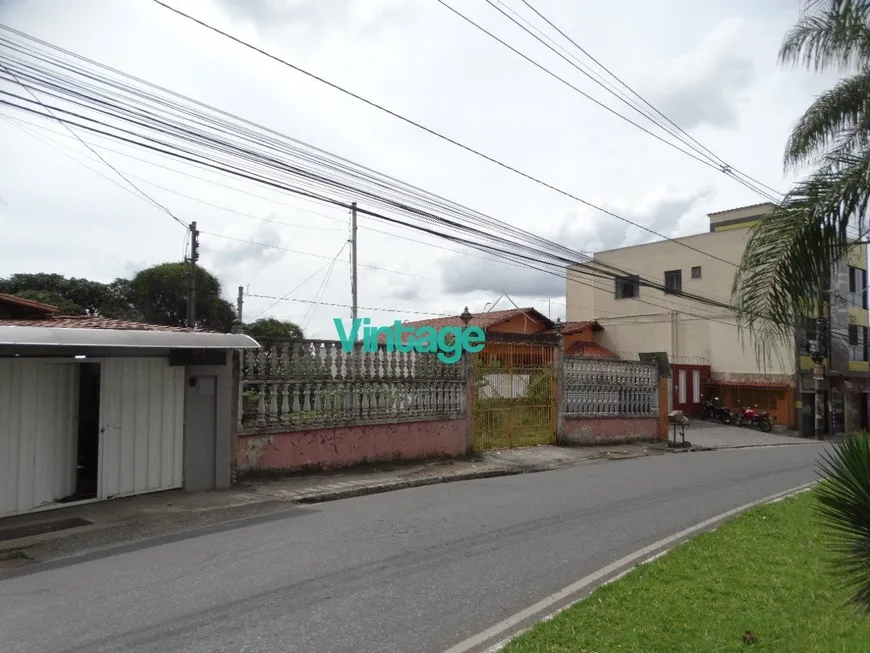 Foto 1 de Lote/Terreno à venda, 2014m² em Centro, Contagem