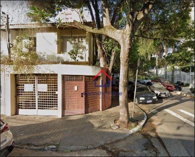 Foto 1 de Sobrado com 3 Quartos à venda, 230m² em Vila Sofia, São Paulo