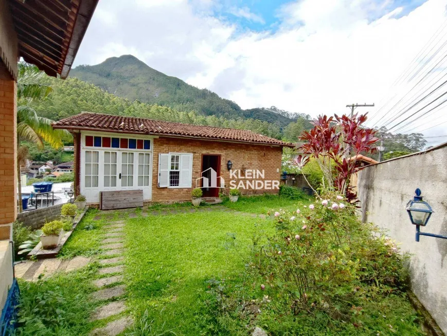 Foto 1 de Casa com 4 Quartos à venda, 120m² em Cônego, Nova Friburgo