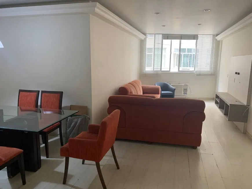 Foto 1 de Apartamento com 3 Quartos para venda ou aluguel, 90m² em Copacabana, Rio de Janeiro