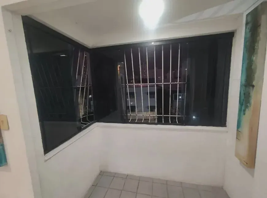Foto 1 de Apartamento com 2 Quartos para alugar, 70m² em Candeias, Jaboatão dos Guararapes