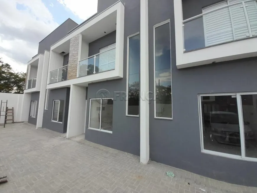 Foto 1 de Casa com 2 Quartos à venda, 84m² em Cidade Jardim, Jacareí