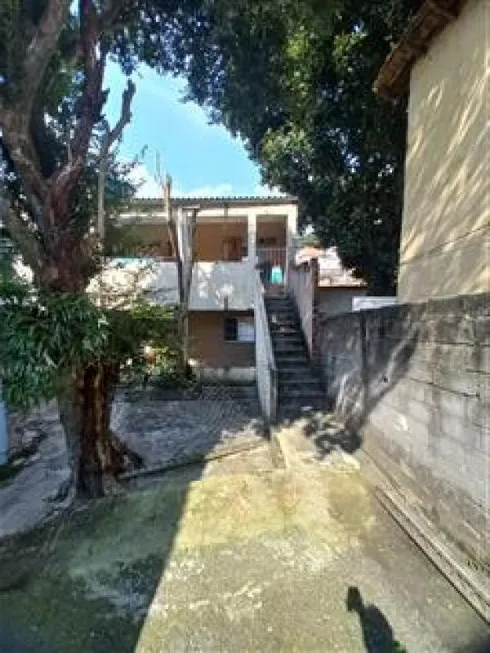 Foto 1 de Sobrado com 4 Quartos à venda, 218m² em Vila Tiradentes, São Paulo