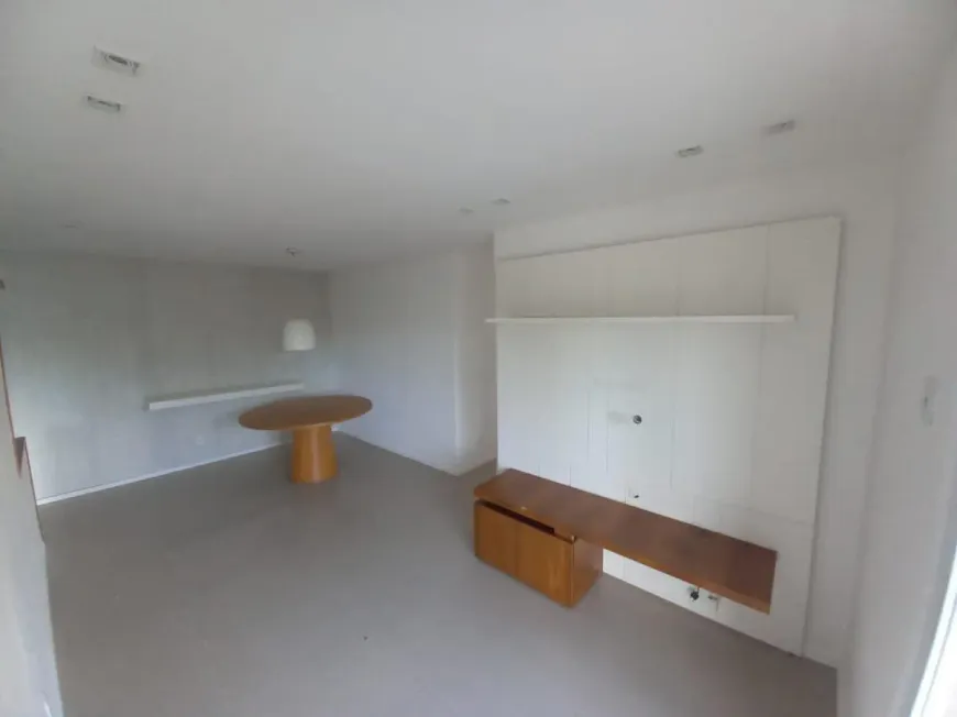 Foto 1 de Apartamento com 3 Quartos à venda, 72m² em Jacarepaguá, Rio de Janeiro