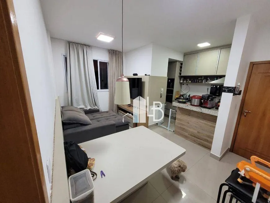 Foto 1 de Apartamento com 2 Quartos à venda, 62m² em Presidente Roosevelt, Uberlândia