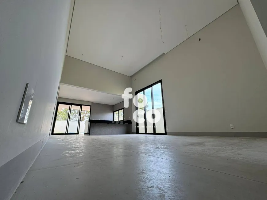 Foto 1 de Casa de Condomínio com 3 Quartos à venda, 224m² em Jardim Botânico, Uberlândia