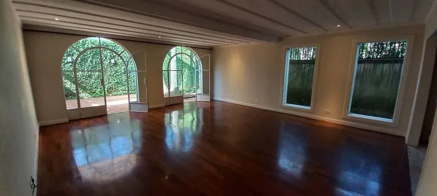 Foto 1 de Casa com 3 Quartos à venda, 150m² em Valo Velho, São Paulo