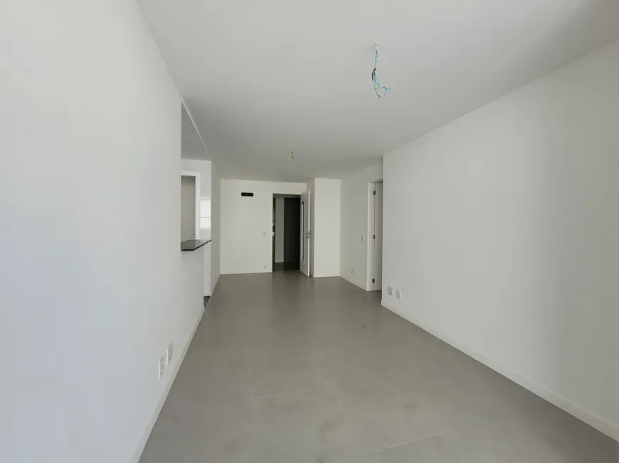 Foto 1 de Apartamento com 2 Quartos para venda ou aluguel, 85m² em Ingá, Niterói