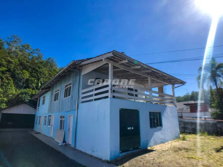 Foto 1 de Apartamento com 2 Quartos para alugar, 50m² em Glória, Blumenau