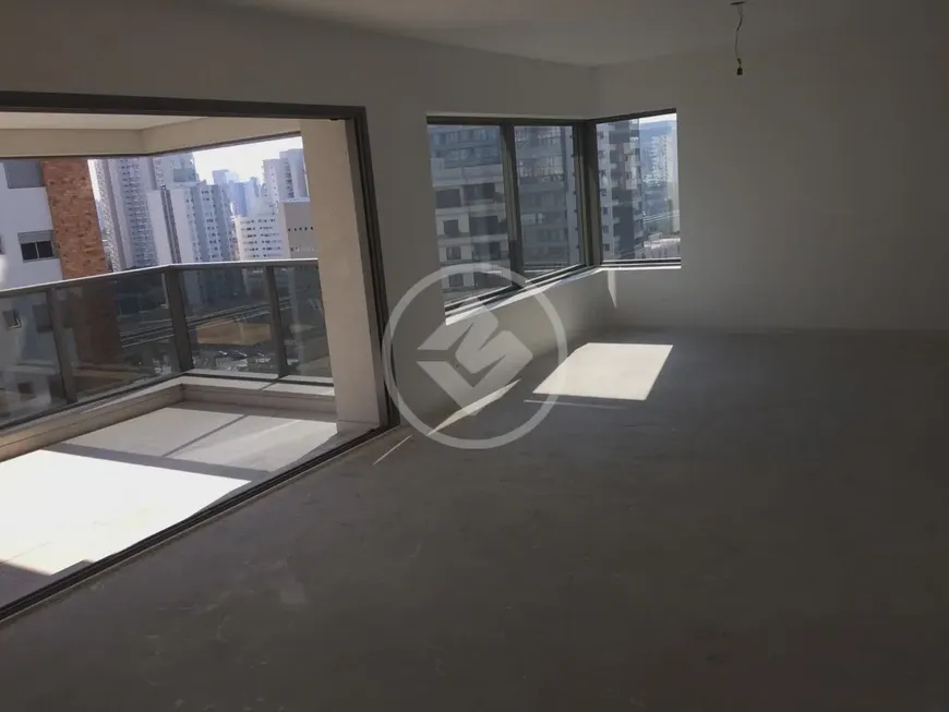 Foto 1 de Apartamento com 3 Quartos à venda, 192m² em Campo Belo, São Paulo