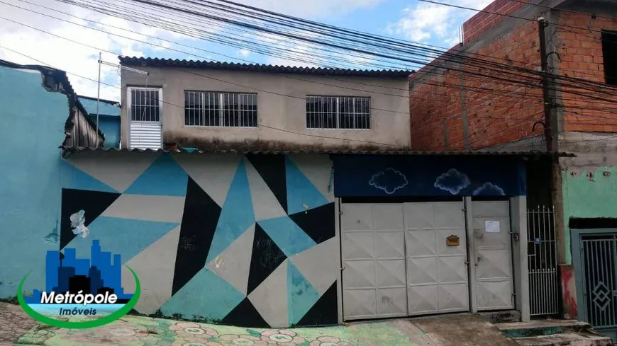 Foto 1 de Casa com 2 Quartos à venda, 200m² em Jardim Santa Inês, Guarulhos