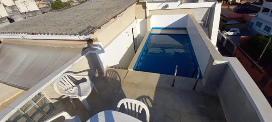 Foto 1 de Casa com 3 Quartos à venda, 245m² em Camarão, São Gonçalo