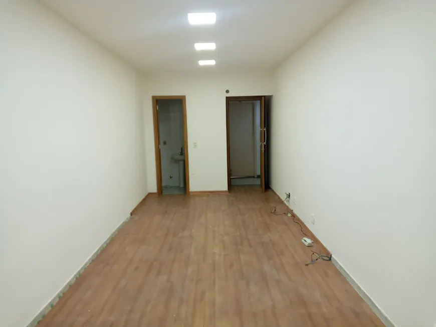 Foto 1 de Sala Comercial para venda ou aluguel, 28m² em Centro, Rio de Janeiro