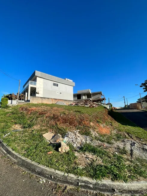 Foto 1 de Lote/Terreno à venda, 403m² em Imboassica, Macaé