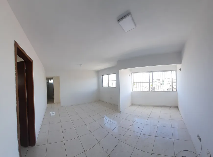 Foto 1 de Apartamento com 3 Quartos à venda, 70m² em Rio Doce, Olinda