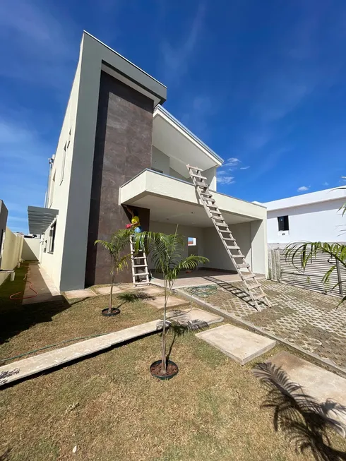 Foto 1 de Casa de Condomínio com 3 Quartos à venda, 247m² em Condomínio Belvedere, Cuiabá
