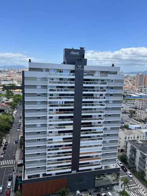 Foto 1 de Apartamento com 3 Quartos à venda, 121m² em Kobrasol, São José