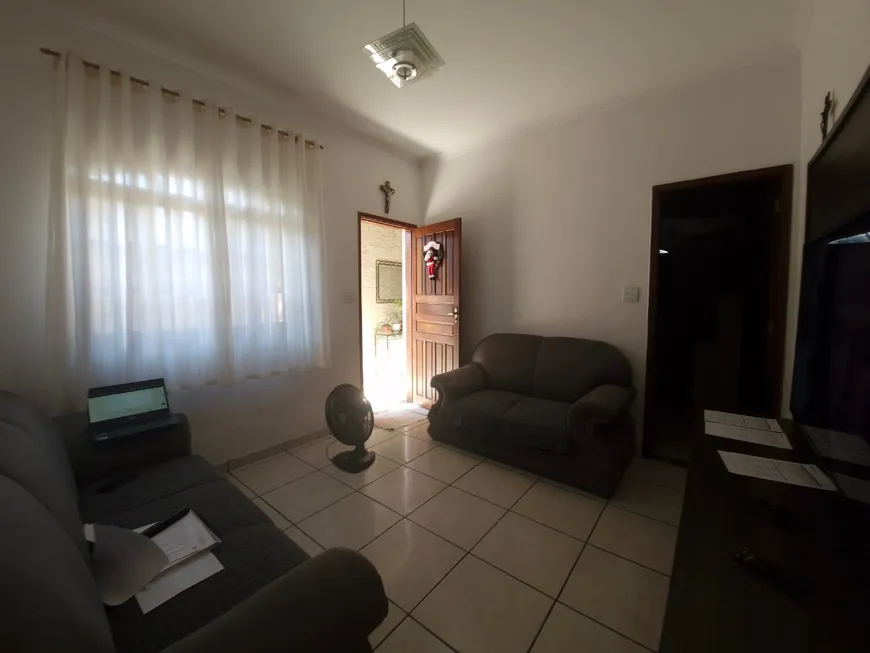 Foto 1 de Casa com 2 Quartos à venda, 72m² em Cidade Náutica, São Vicente