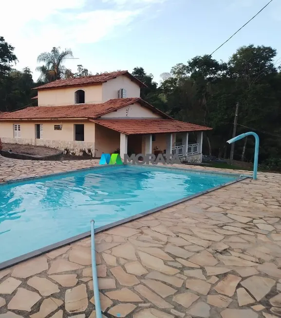 Foto 1 de Fazenda/Sítio com 1 Quarto à venda, 10m² em Zona Rural, Florestal