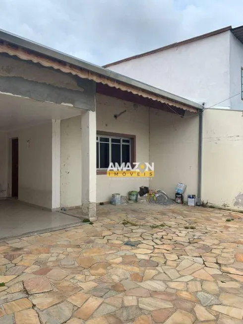 Foto 1 de Casa com 3 Quartos para alugar, 150m² em Jardim Maria Augusta, Taubaté