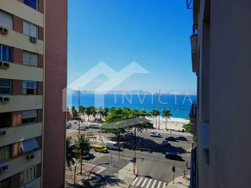 Foto 1 de Apartamento com 3 Quartos à venda, 160m² em Copacabana, Rio de Janeiro