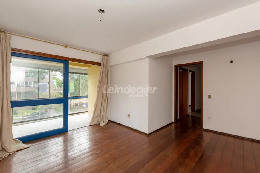 Foto 1 de Apartamento com 3 Quartos à venda, 102m² em Chácara das Pedras, Porto Alegre