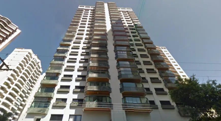 Foto 1 de Apartamento com 3 Quartos para venda ou aluguel, 132m² em Moema, São Paulo