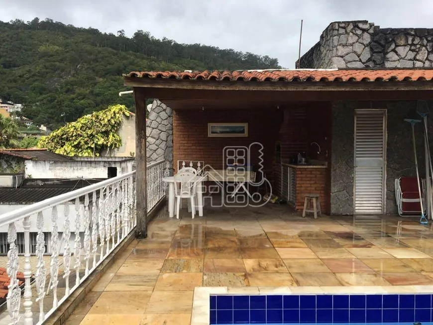 Foto 1 de Casa com 4 Quartos à venda, 272m² em São Francisco, Niterói