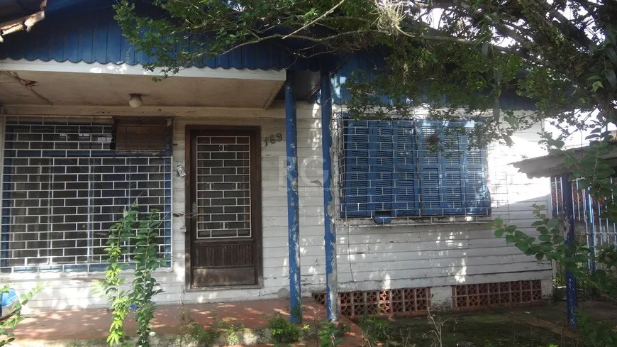Foto 1 de Casa com 2 Quartos à venda, 65m² em Cavalhada, Porto Alegre