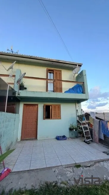 Foto 1 de Sobrado com 2 Quartos à venda, 66m² em Nossa Sra. das Graças, Caxias do Sul