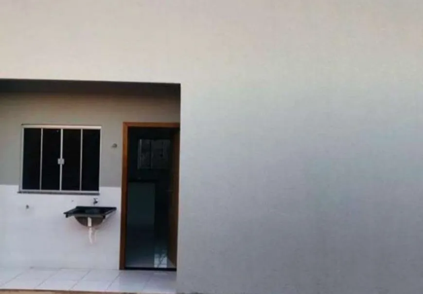Foto 1 de Casa com 2 Quartos à venda, 110m² em Serpa, Caieiras