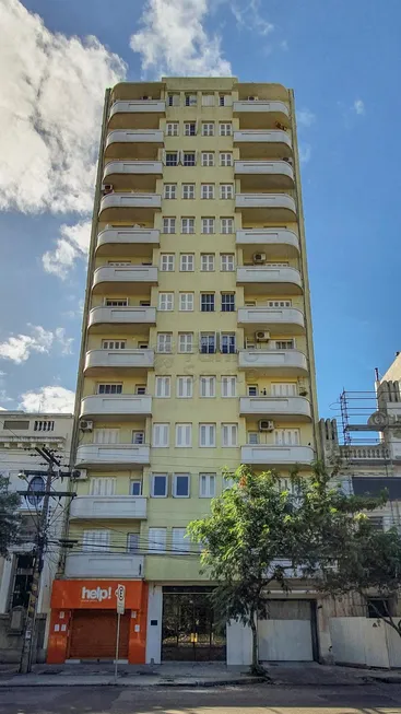 Foto 1 de Apartamento com 2 Quartos para alugar, 105m² em Centro, Pelotas