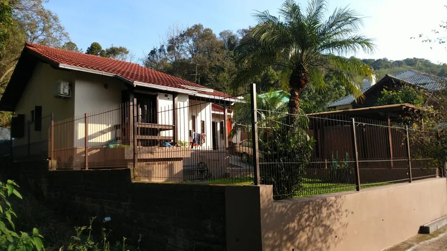 Foto 1 de Casa com 3 Quartos à venda, 107m² em Renascença, Santa Cruz do Sul