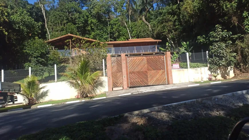 Foto 1 de Casa com 3 Quartos à venda, 300m² em Caraguata, Mairiporã