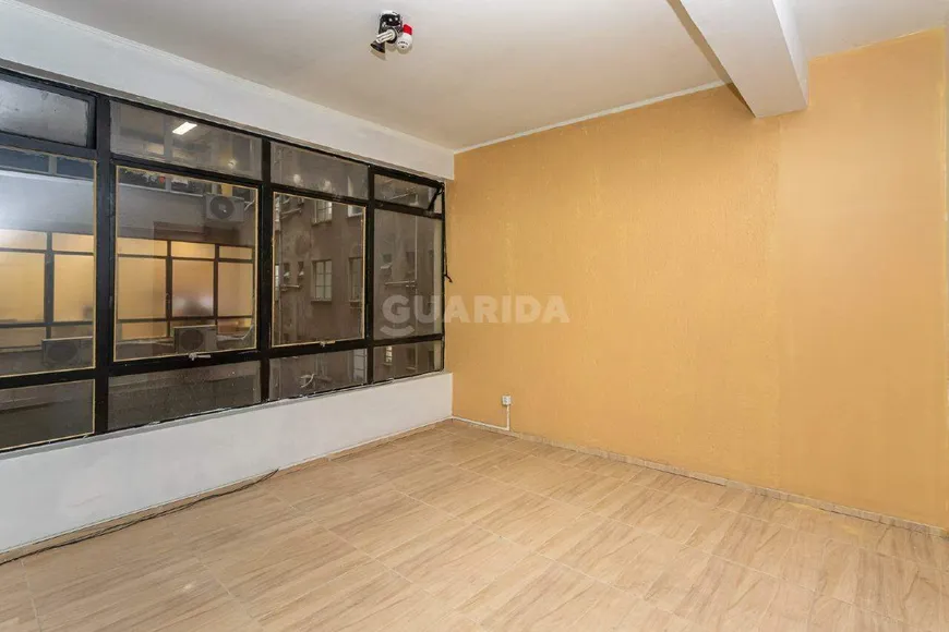 Foto 1 de Sala Comercial para alugar, 35m² em Centro Histórico, Porto Alegre