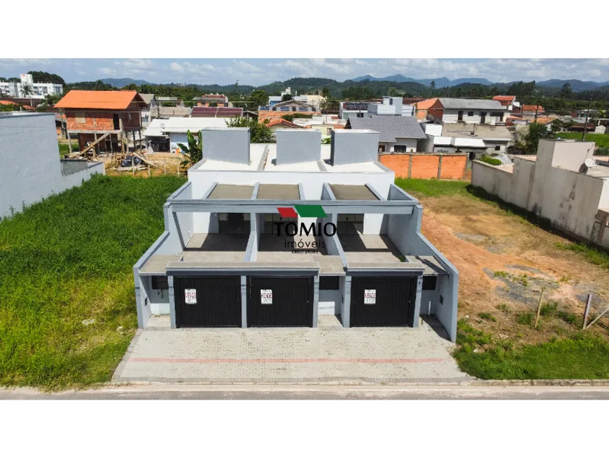Foto 1 de Casa com 2 Quartos à venda, 76m² em Figueira, Gaspar