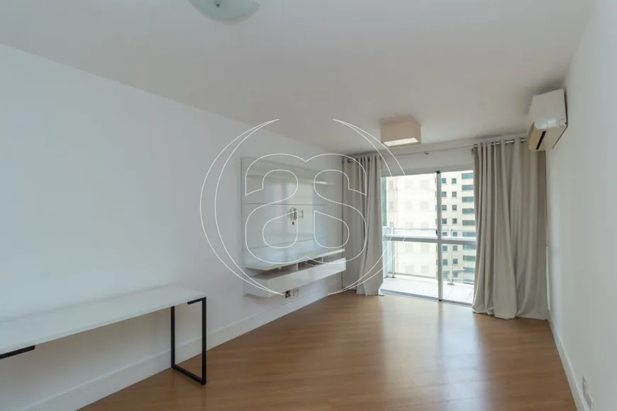 Foto 1 de Apartamento com 2 Quartos à venda, 68m² em Moema, São Paulo