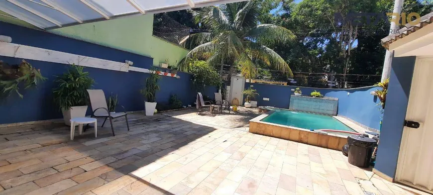 Foto 1 de Casa de Condomínio com 3 Quartos à venda, 200m² em  Vila Valqueire, Rio de Janeiro