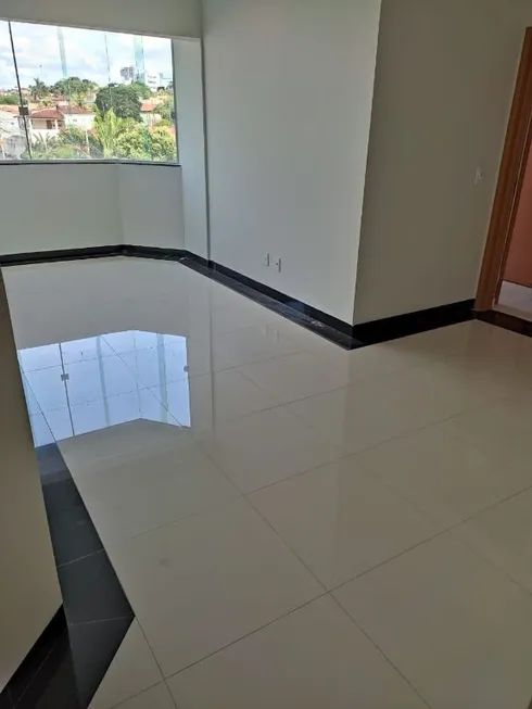 Foto 1 de Apartamento com 3 Quartos à venda, 77m² em Tubalina, Uberlândia