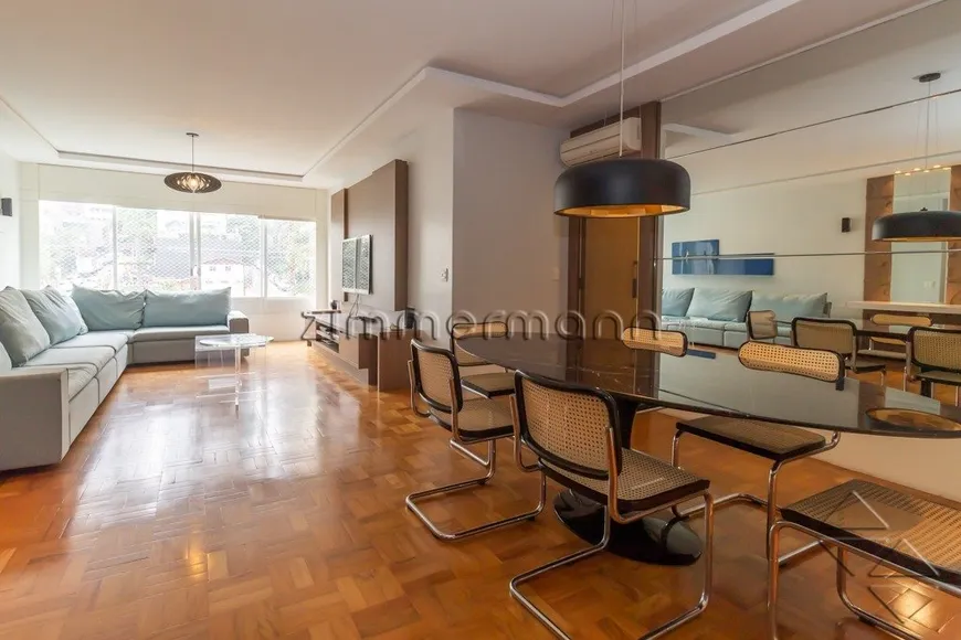 Foto 1 de Apartamento com 3 Quartos à venda, 160m² em Jardim Paulista, São Paulo
