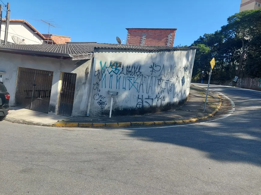 Foto 1 de Casa com 2 Quartos à venda, 100m² em Vila Caputera, Mogi das Cruzes