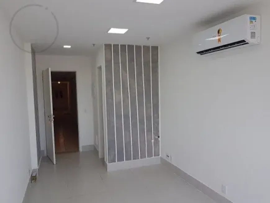 Foto 1 de Sala Comercial à venda, 18m² em Taquara, Rio de Janeiro