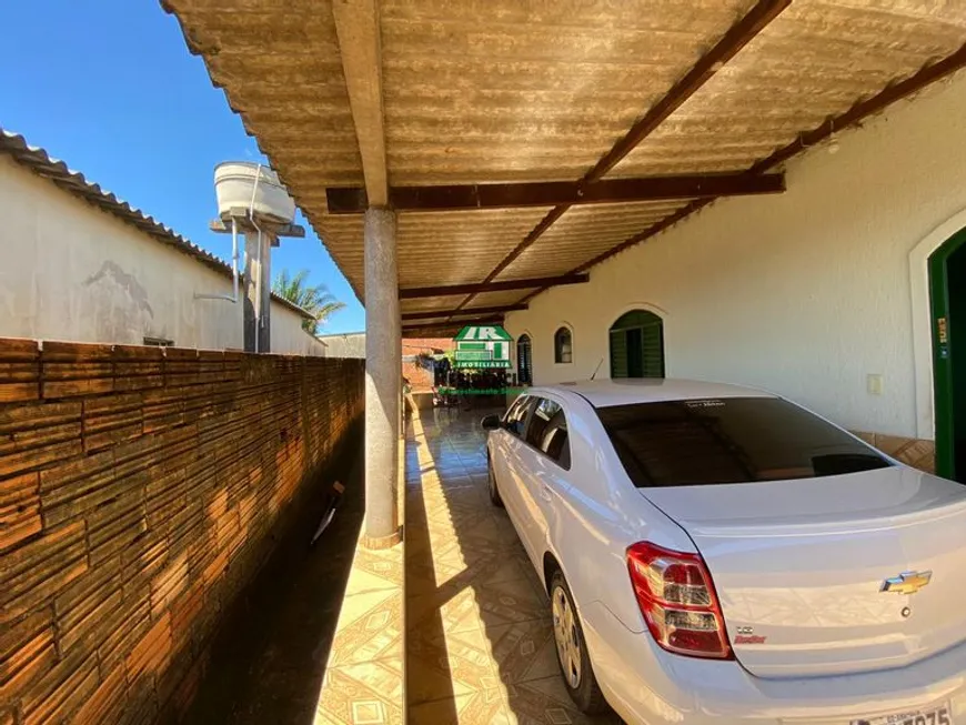 Foto 1 de Casa com 3 Quartos à venda, 360m² em Lourdes, Anápolis