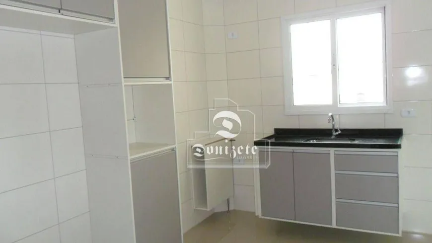 Foto 1 de Apartamento com 2 Quartos à venda, 42m² em Jardim Ocara, Santo André