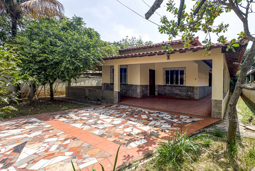 Foto 1 de Casa com 3 Quartos à venda, 214m² em Jardim Atlantico Leste Itaipuacu, Maricá